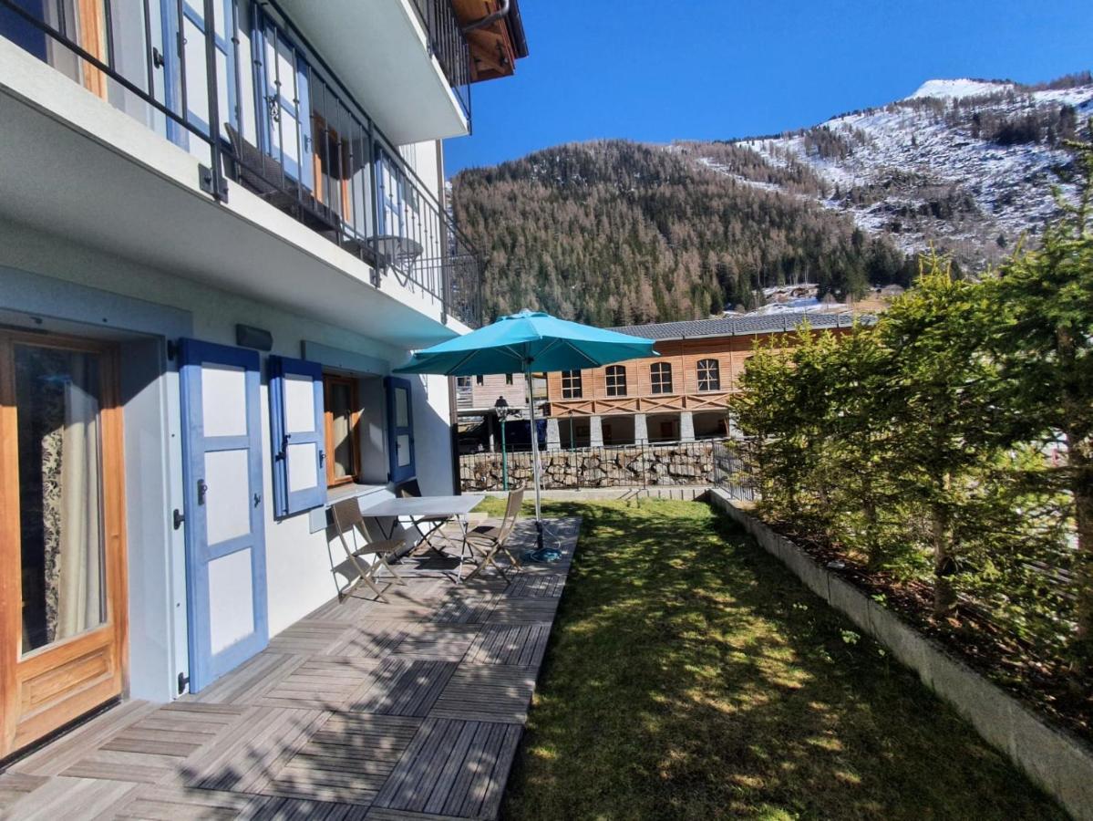 Garden Apartment Spa&Pool Валорсин Екстериор снимка